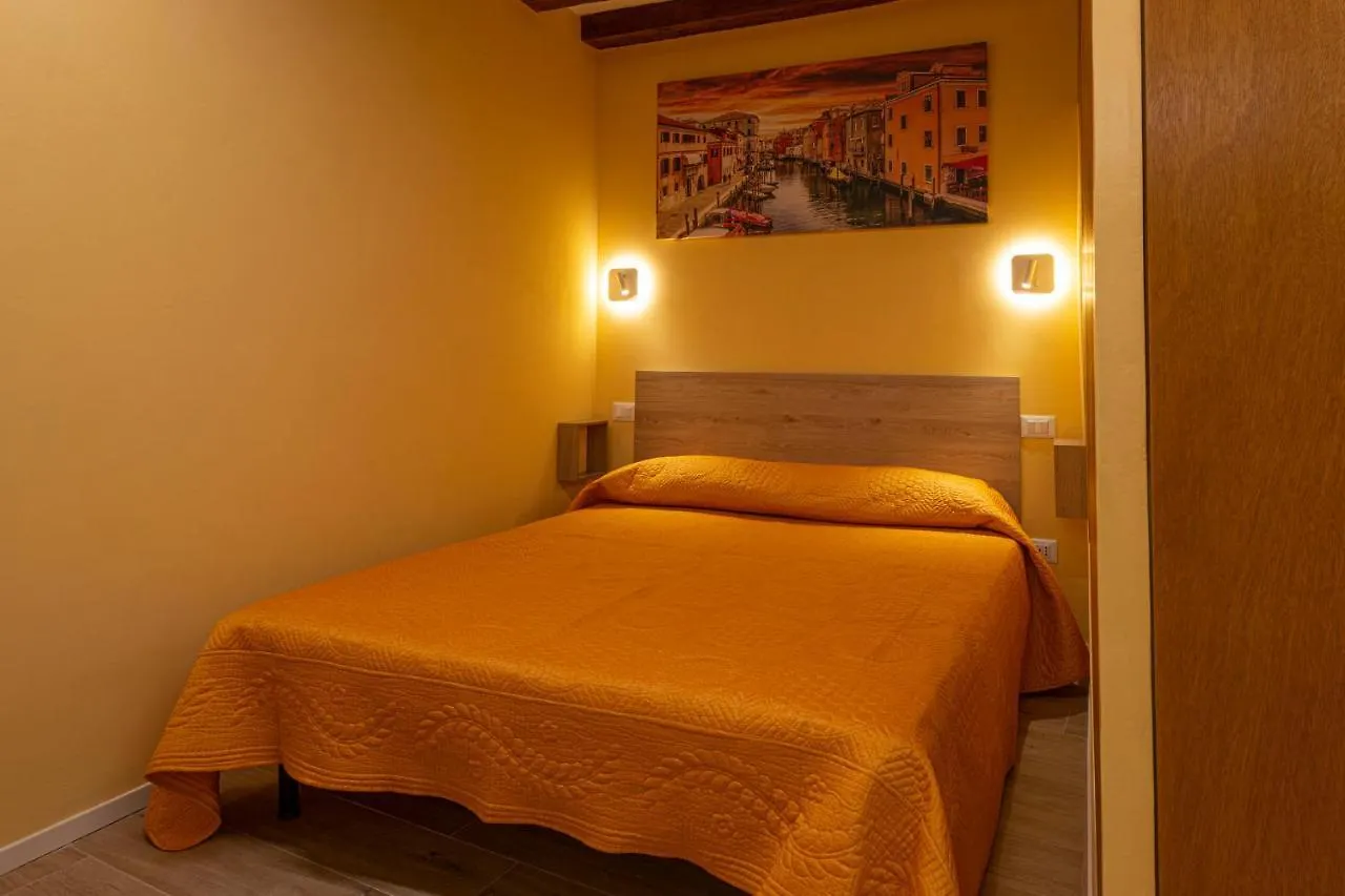 Nina Sweet Home In Wenecja Apartament